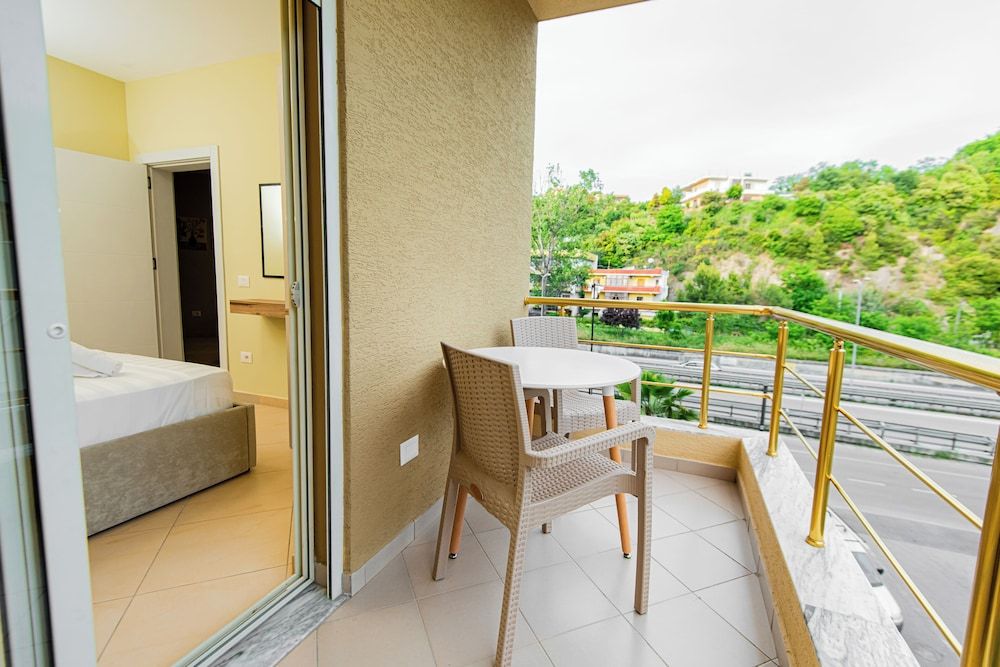 ApartHotel EDA Family Room 5