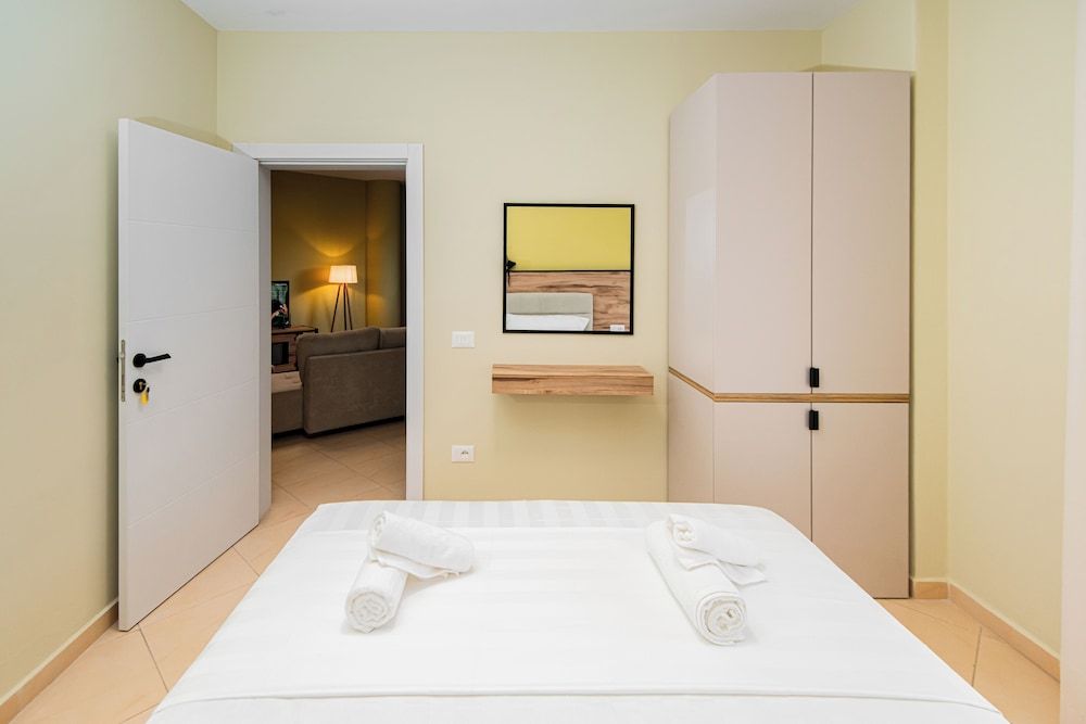 ApartHotel EDA Family Room 9