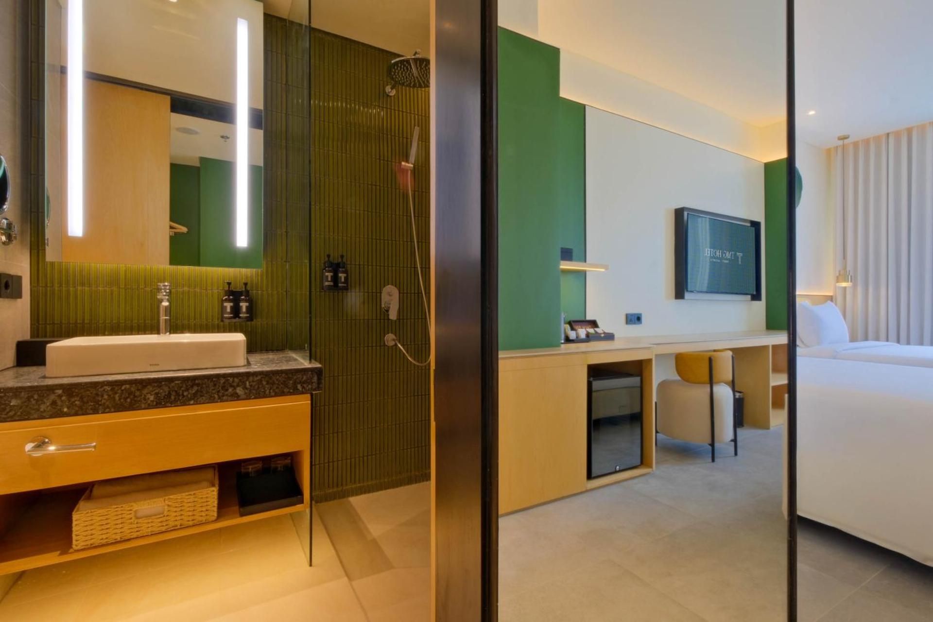 Skyline Room Twin Bed