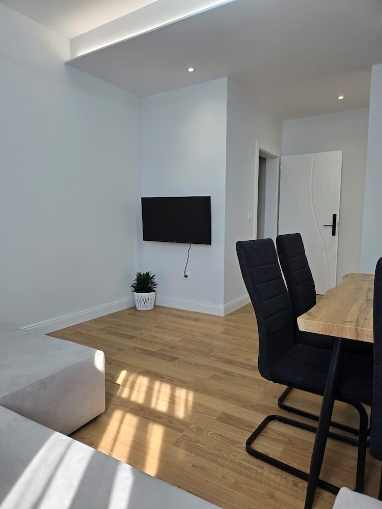 City Center SOLs Apartments Standard Apartment 77