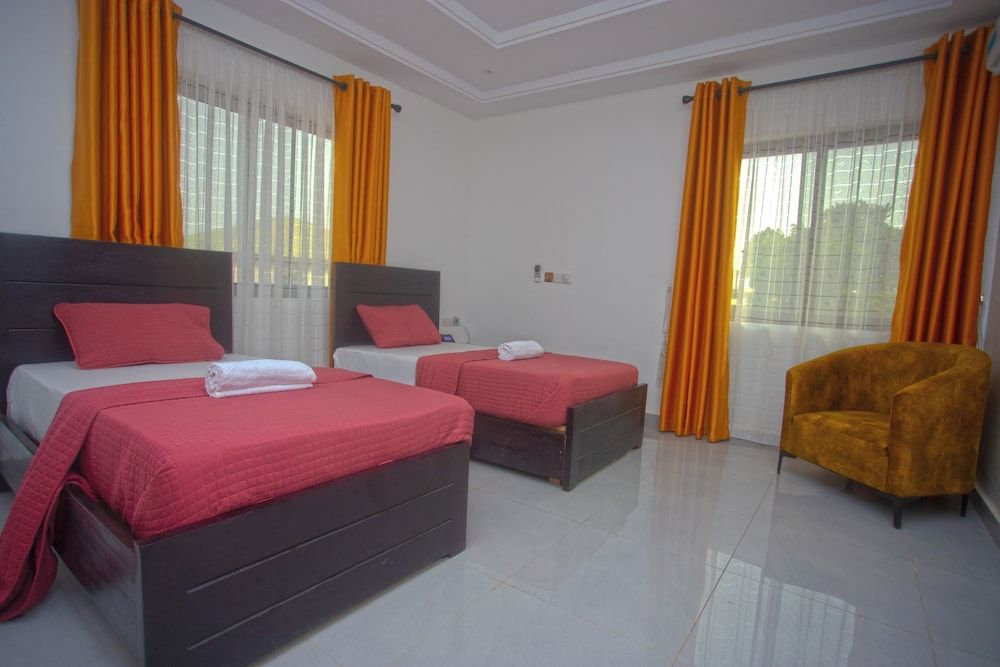 Labev Hotel Superior Twin Room, 2 Queen Beds 6