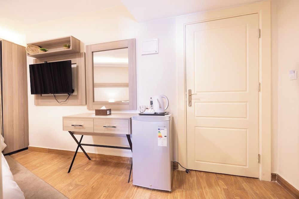 Sukoon Hotel Amman Basic Twin Room, 2 Twin Beds, City View 10