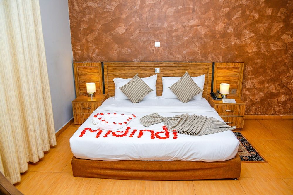 Midindi Hotel & Conference Center Standard Room, 1 Queen Bed 2