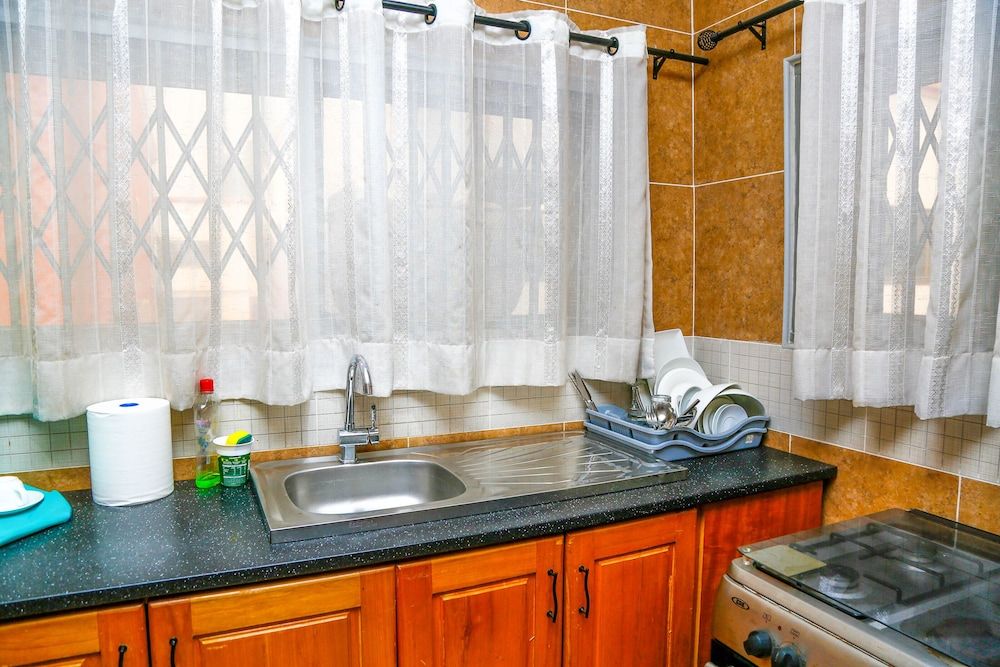 Midindi Hotel & Conference Center Executive Apartment, 1 King Bed 4