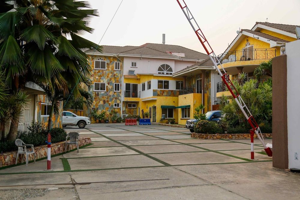 Midindi Hotel & Conference Center