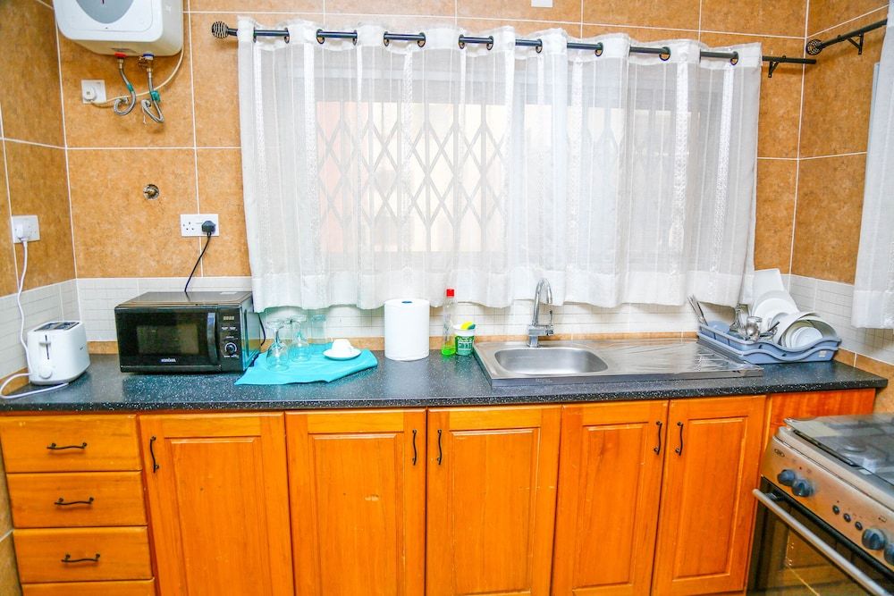 Midindi Hotel & Conference Center Executive Apartment, 1 King Bed 6