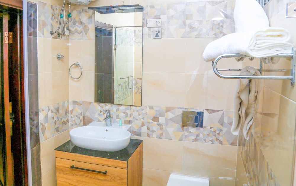 Midindi Hotel & Conference Center Standard Room, 1 Queen Bed 15