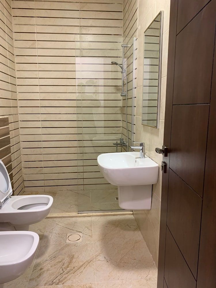 Luxurious 3 Bedroom Apartment in Heart of Amman Apartment, 3 Bedrooms, Accessible, Smoking 16