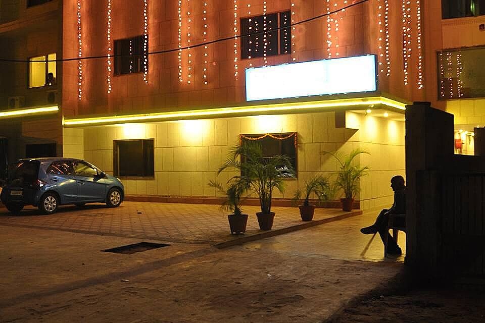 undefined Hotel Avalon Taj 7