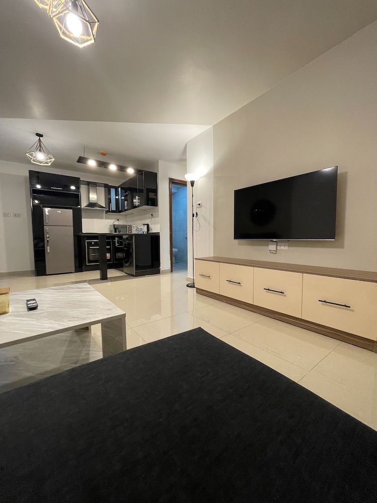 This Special Place Boasts an Unbeatable Location Apartment, 2 Bedrooms, Accessible, Smoking 22