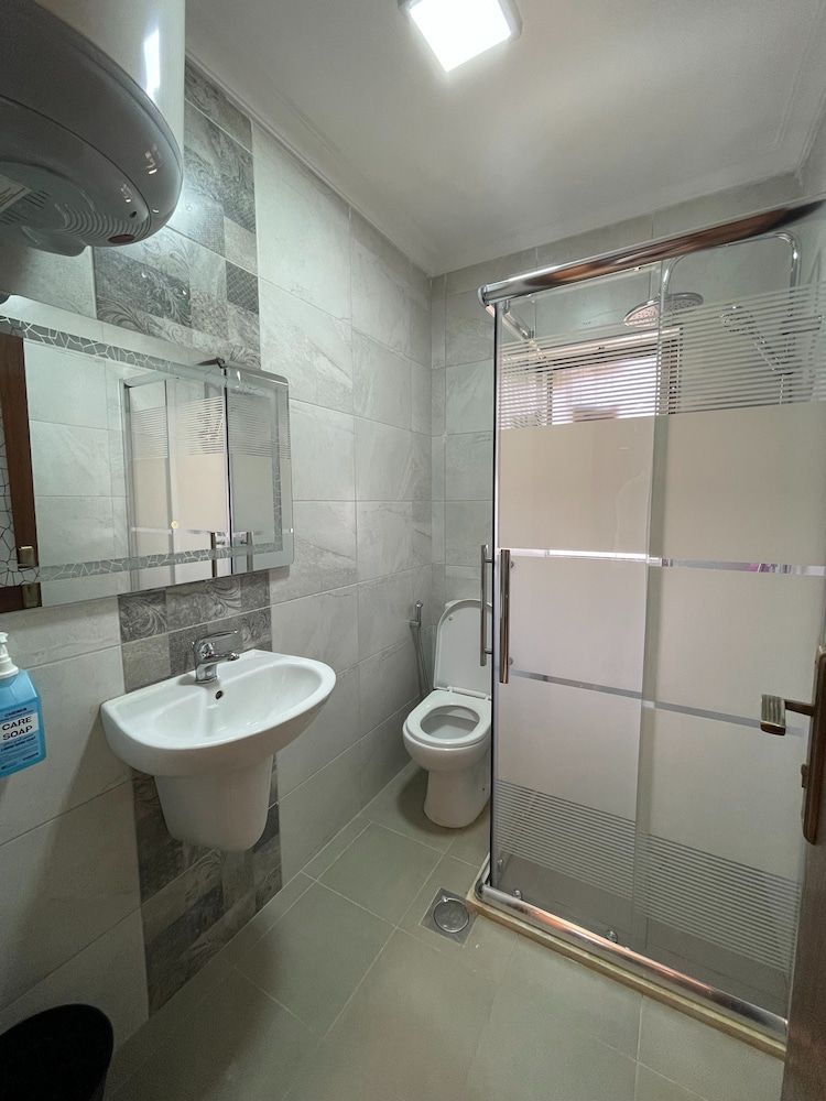 This Special Place Boasts an Unbeatable Location Apartment, 2 Bedrooms, Accessible, Smoking 13