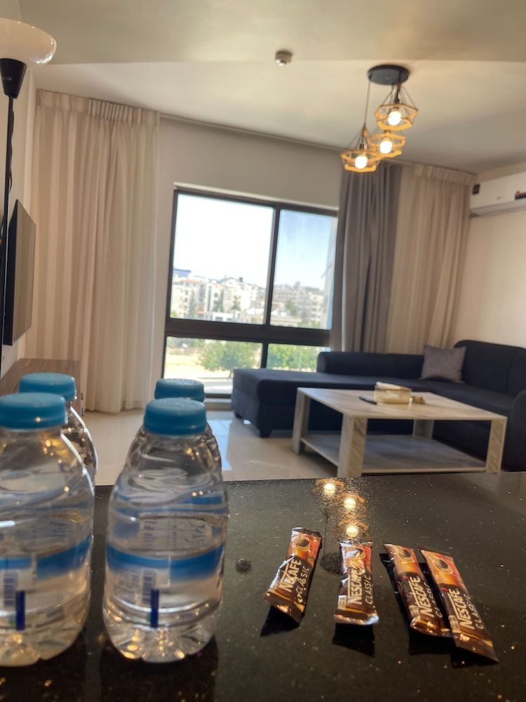 This Special Place Boasts an Unbeatable Location Apartment, 2 Bedrooms, Accessible, Smoking 23