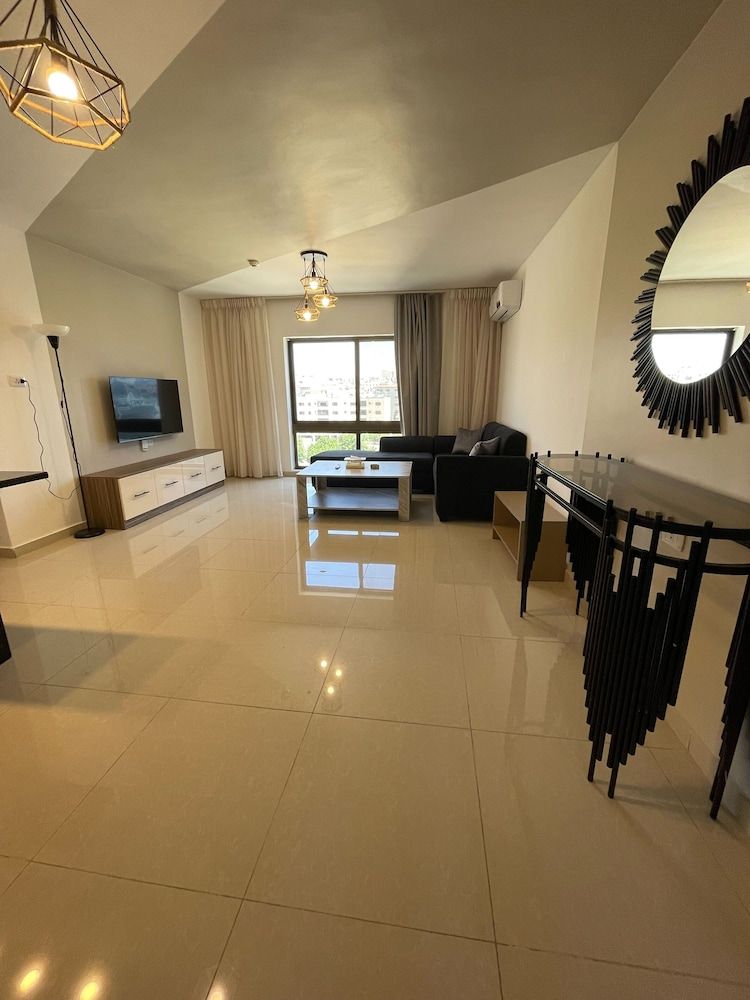 This Special Place Boasts an Unbeatable Location Apartment, 2 Bedrooms, Accessible, Smoking 20