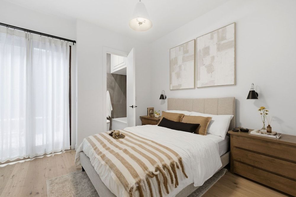 The Brick Hotel The Laneway