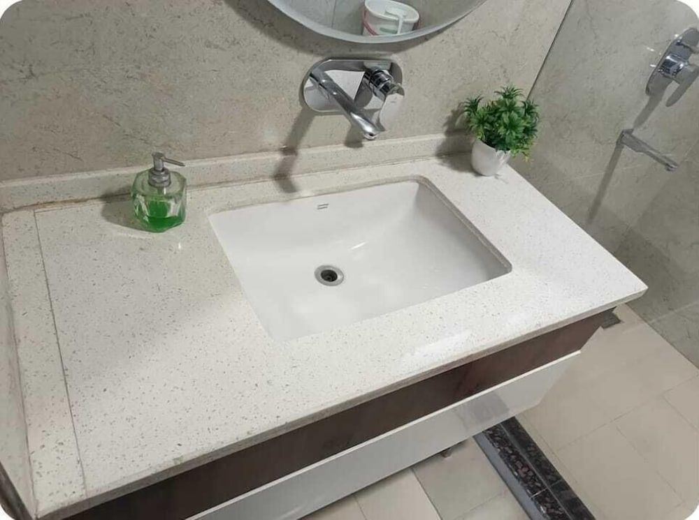 Bathroom sink