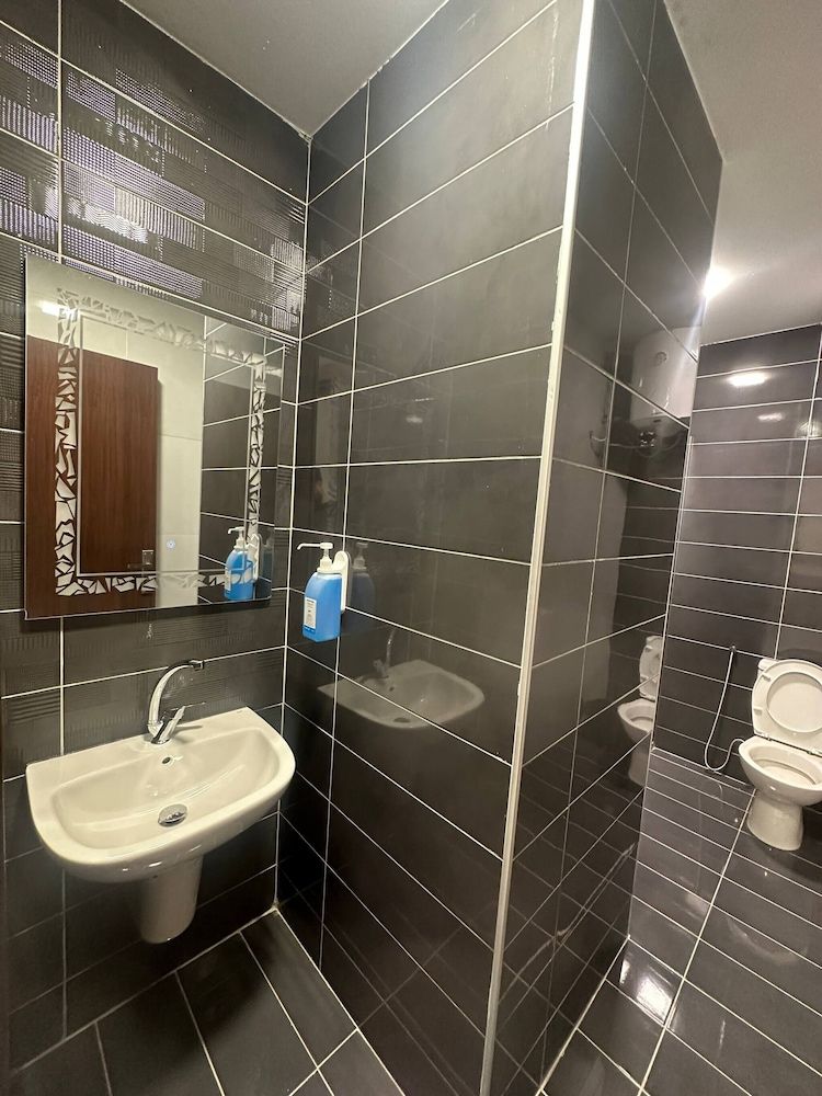 Cozy Rooftop Near Al Services 23 Apartment, 2 Bedrooms, Accessible, Smoking 12