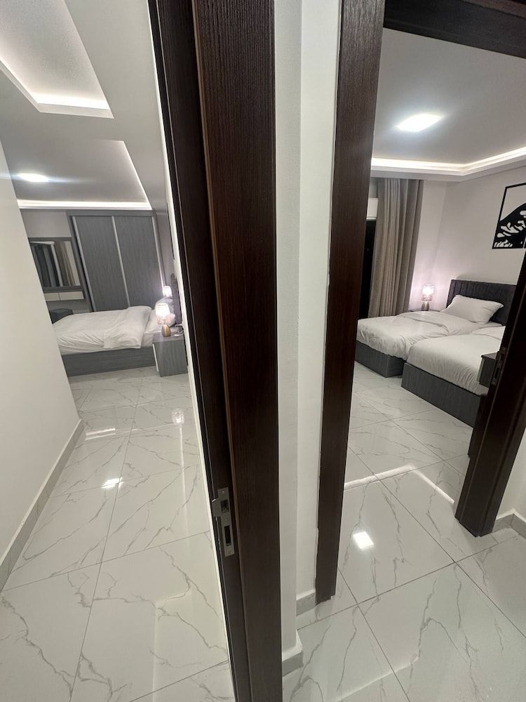 Cozy Rooftop Near Al Services 23 Apartment, 2 Bedrooms, Accessible, Smoking 15