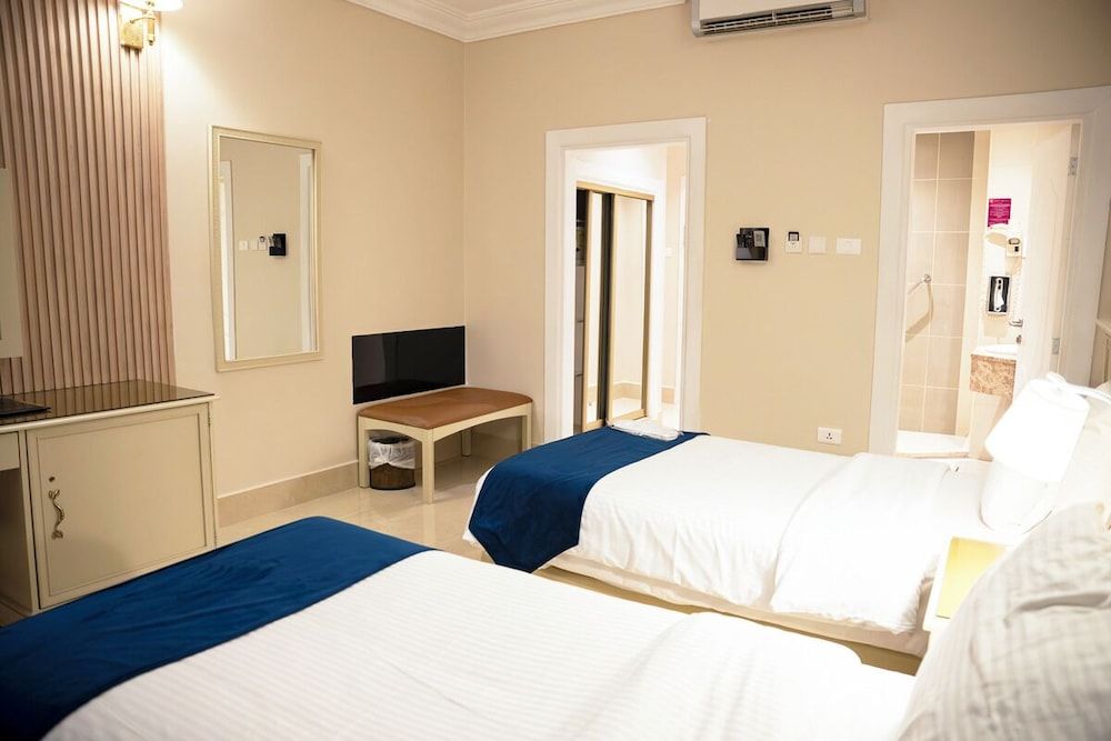 Amman West Luxury Hotel Deluxe Double or Twin Room 4