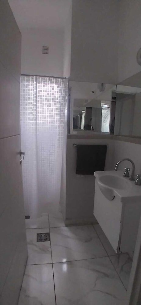 Carod Espacio Serrano Standard Quadruple Room 8