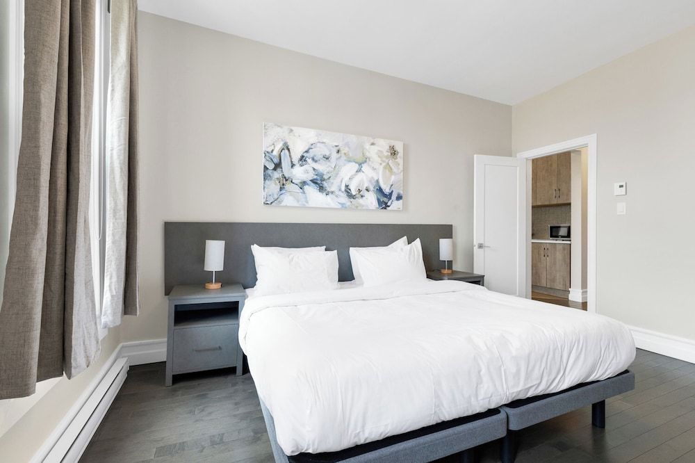 Plateau Prime Residence Deluxe Apartment 11