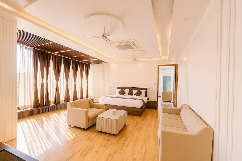 Mangalam Inn, Lucknow