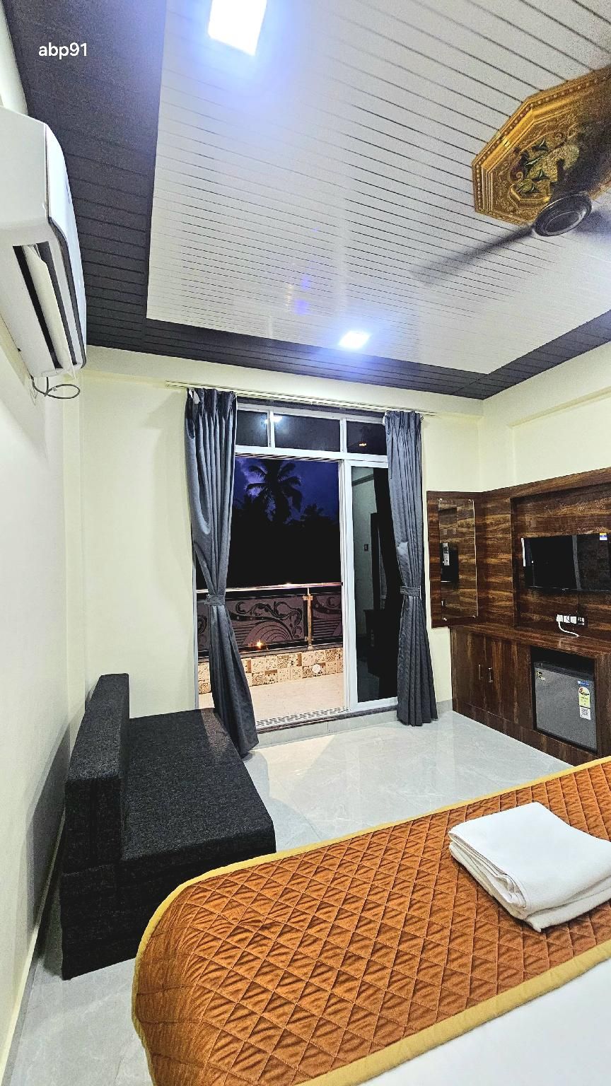 Soham Resort Diveagar Super Deluxe Room