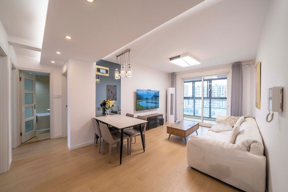 Tyms Family 3BR 2BA APT Superior Apartment, 3 Bedrooms, Kitchen, City View 22