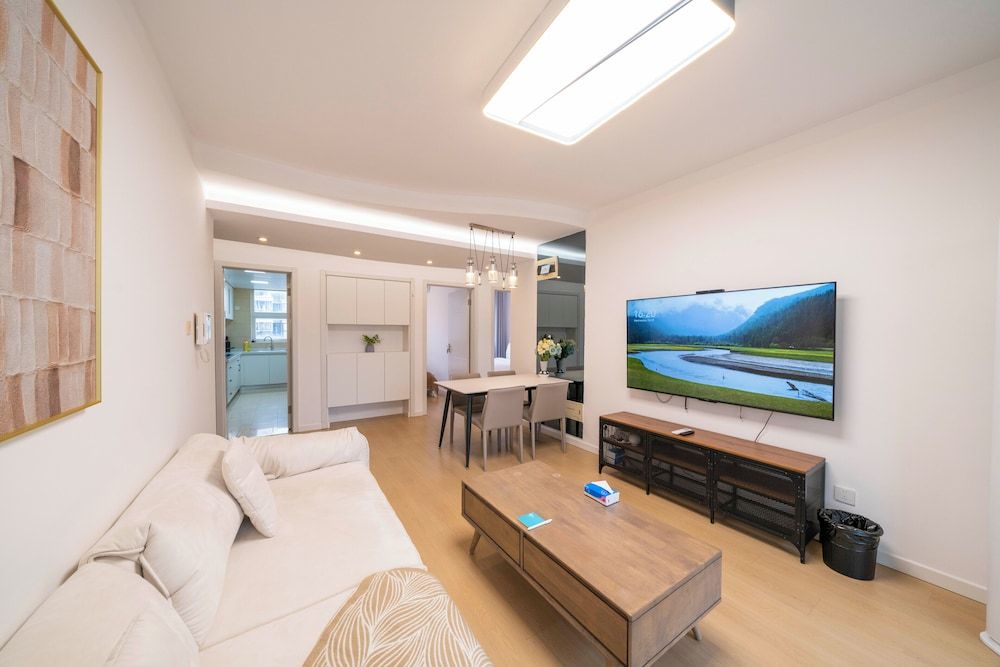 Tyms Family 3BR 2BA APT Superior Apartment, 3 Bedrooms, Kitchen, City View 20