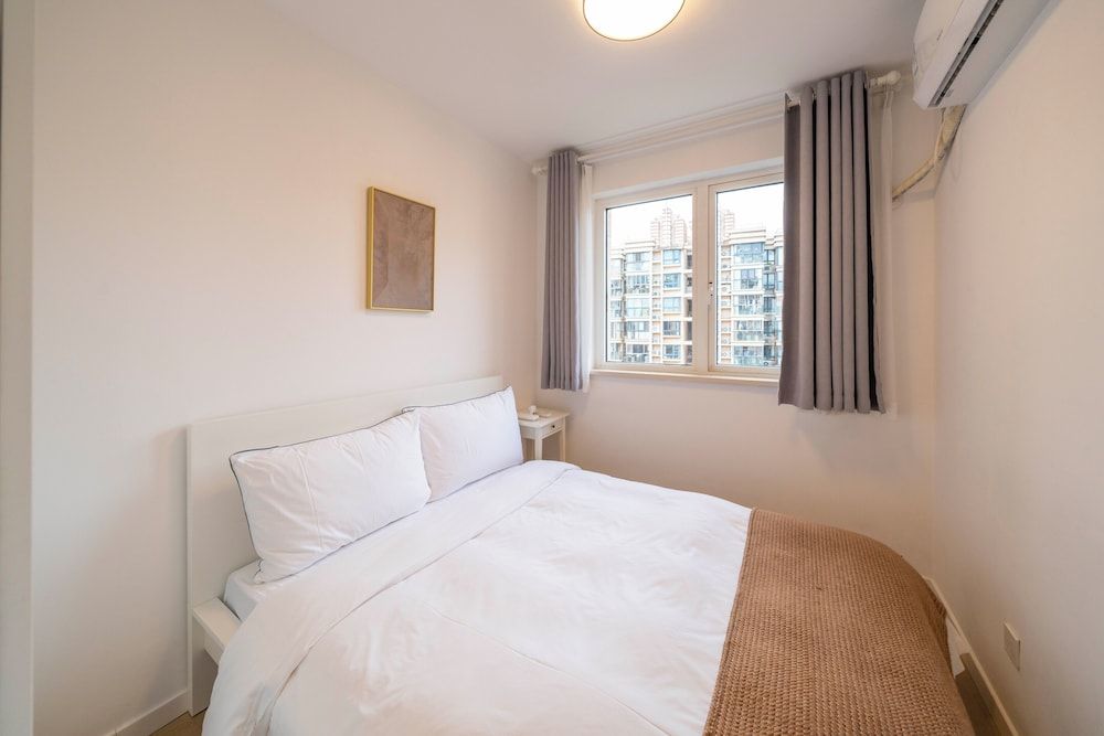Tyms Family 3BR 2BA APT Superior Apartment, 3 Bedrooms, Kitchen, City View 10