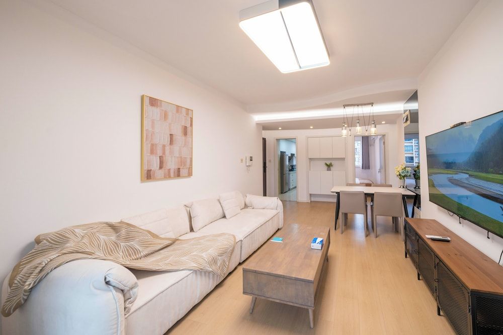 Tyms Family 3BR 2BA APT Superior Apartment, 3 Bedrooms, Kitchen, City View 26