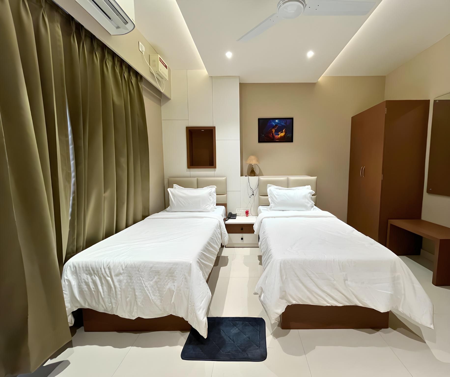 Hotel Paris Garden Deluxe Double or Twin 3