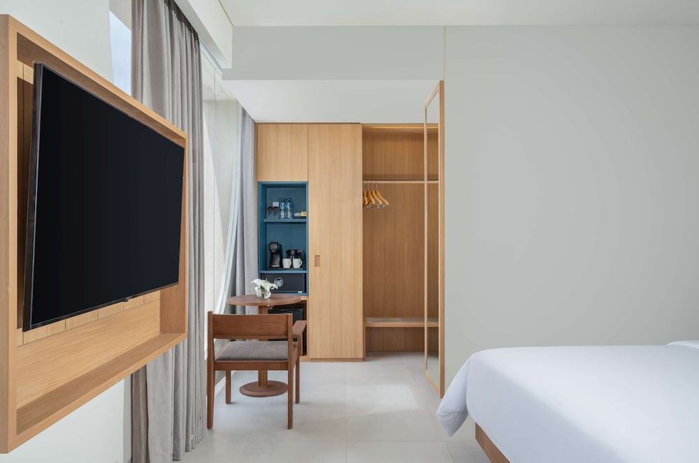 ARTOTEL Leguna Magelang Junior Suite King 4