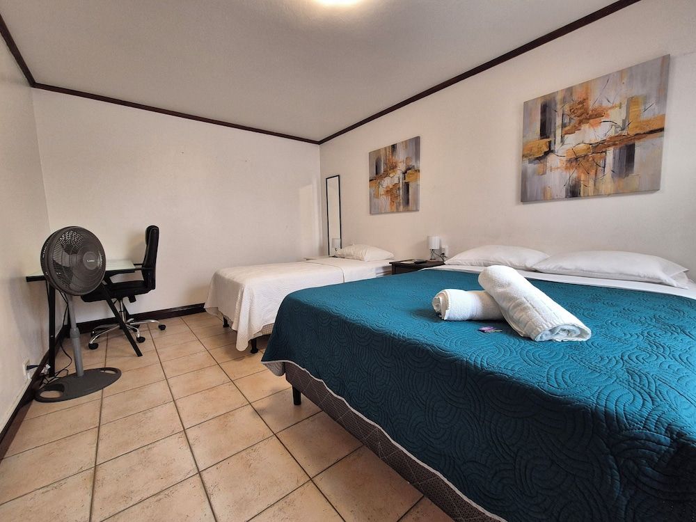 Sabana Studios Basic Triple Room