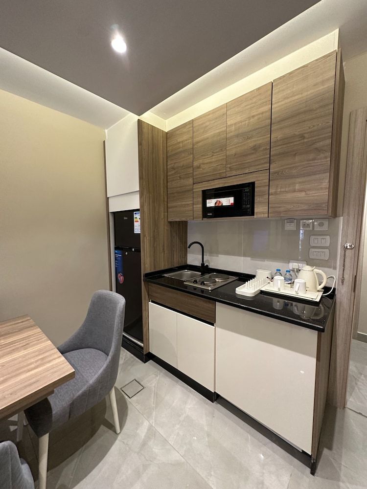 Charming Amman Apartment With Garden and Balcony Apartment, 2 Bedrooms, Accessible, Smoking 6