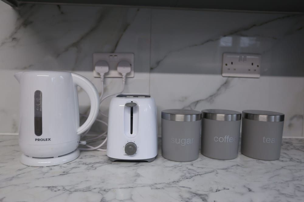 Heathrow roomzzzz B&B Classic Double Room, Non Smoking, Garden Area 62