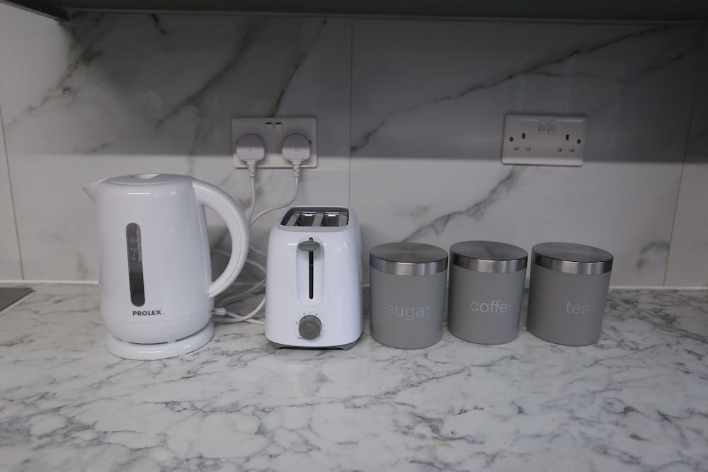 Heathrow roomzzzz B&B Classic Double Room, Non Smoking, Garden Area 58