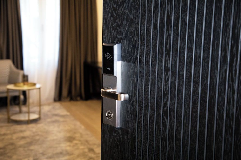 Triss Hotel Standard Double Room 10