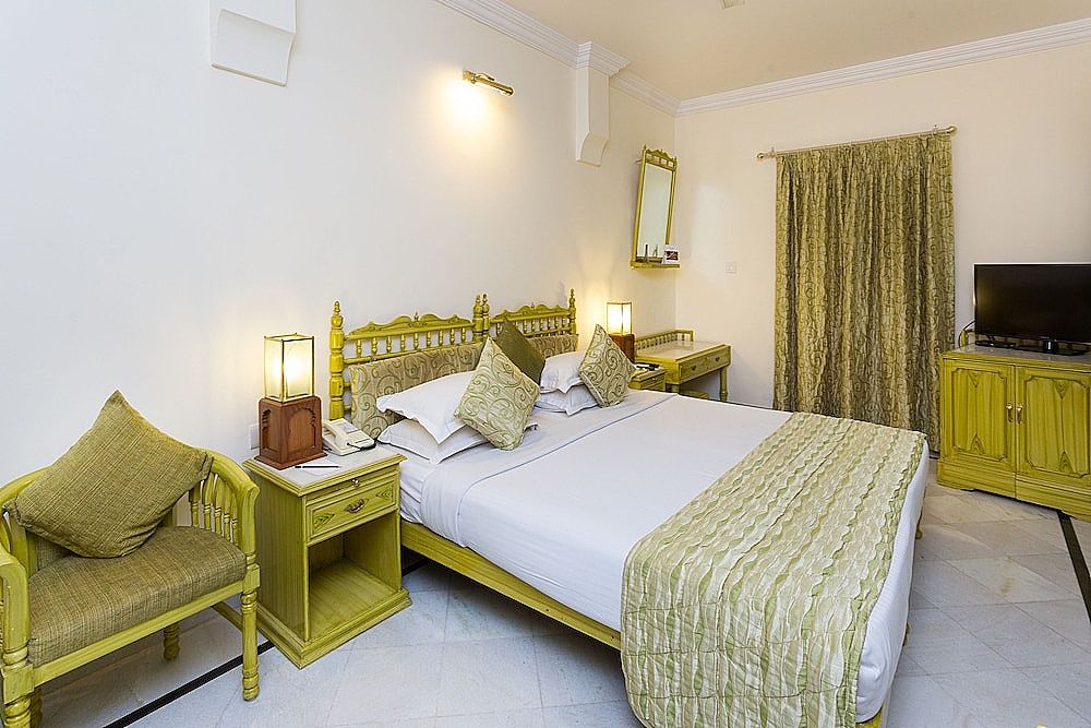 Garden Hotel Standard Room 3