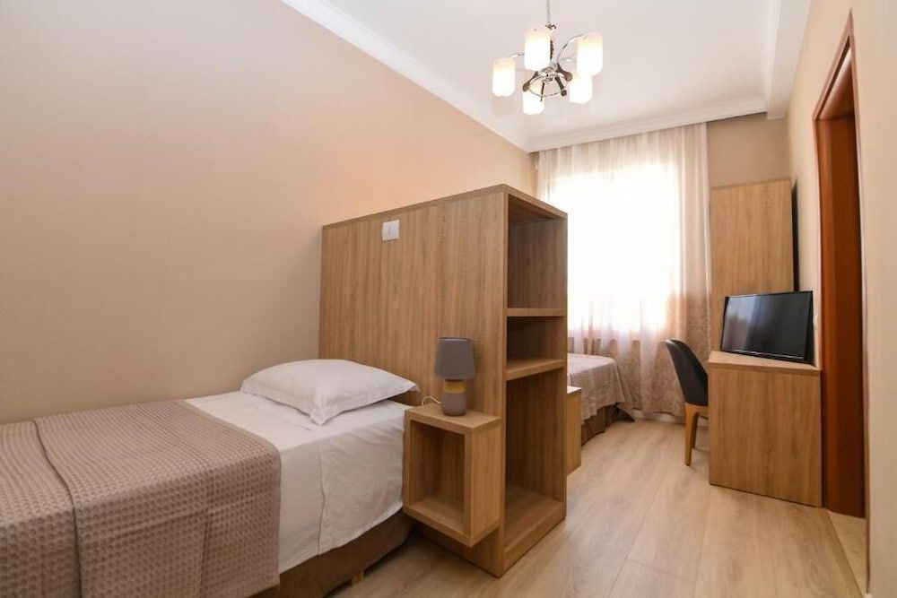 Hotel Promenade Twin Room, Garden View