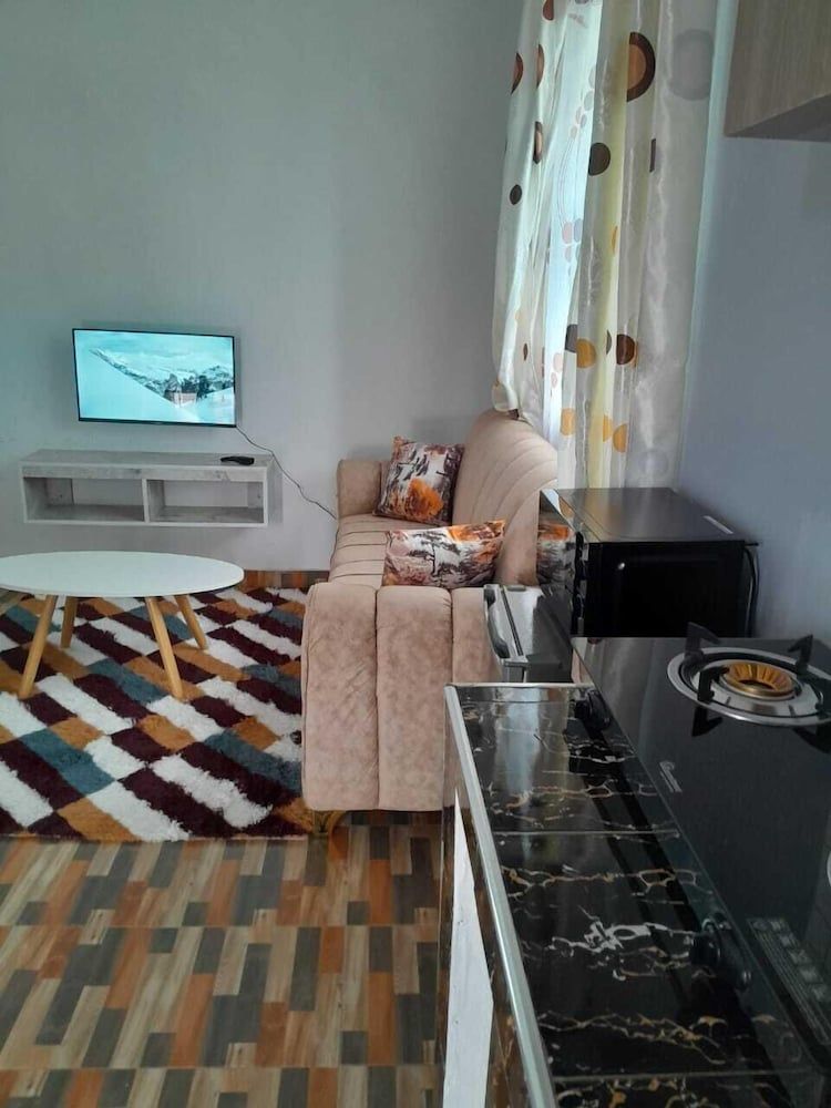 Kelly Homes Comfort Apartment 12