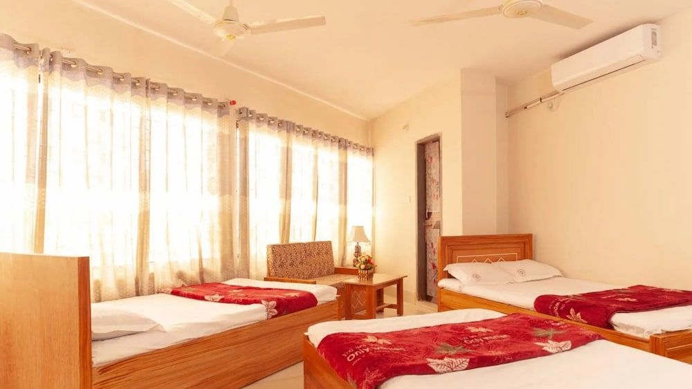 Hotel Sikder Residential Standard Quadruple Room 5