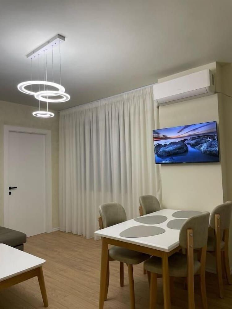 Margen Apartments - Tirana City Center Superior Apartment, City View 25