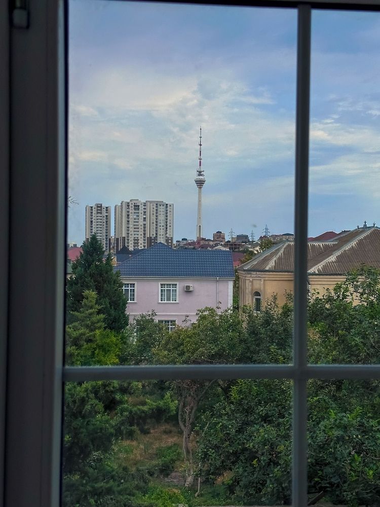 Central Vip Villa Family Room, Garden View 5