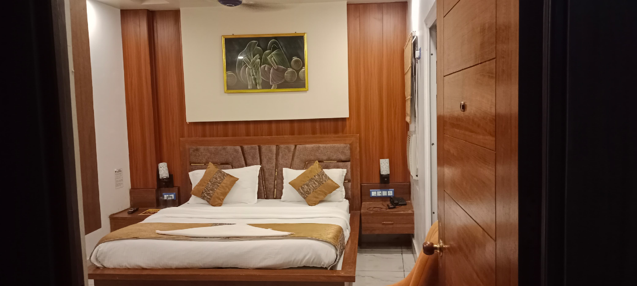 Hotel Prime Residency Ballia Deluxe Double Bed AC Room 