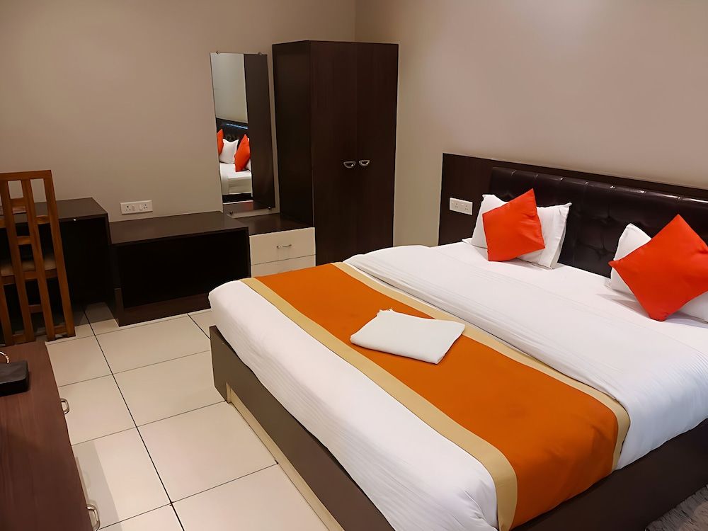 Hotel Mukesh Palace