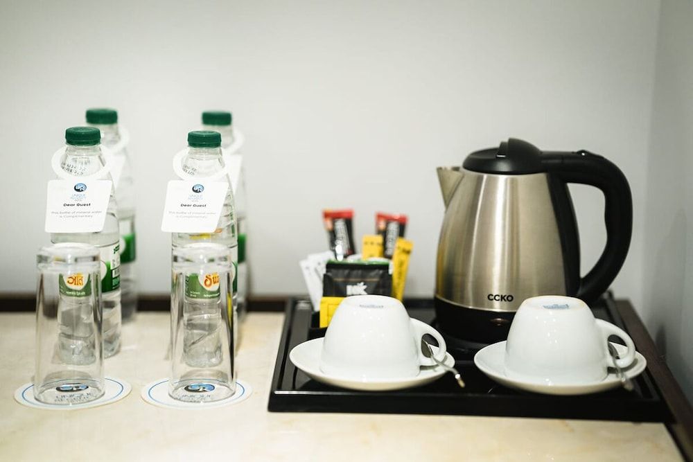 Unique Regency Hotel Dhaka Deluxe Single Room, City View 18