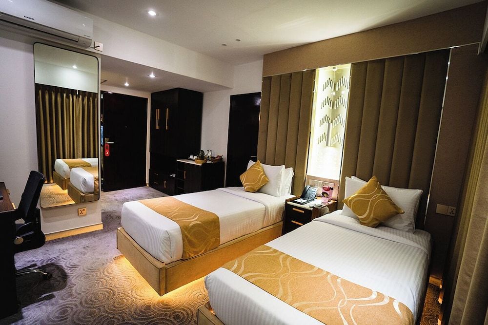 Unique Regency Hotel Dhaka Deluxe Twin Room