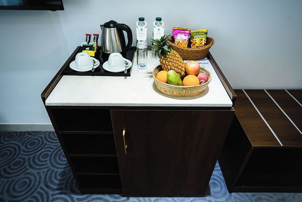 Unique Regency Hotel Dhaka Deluxe Single Room, City View 15