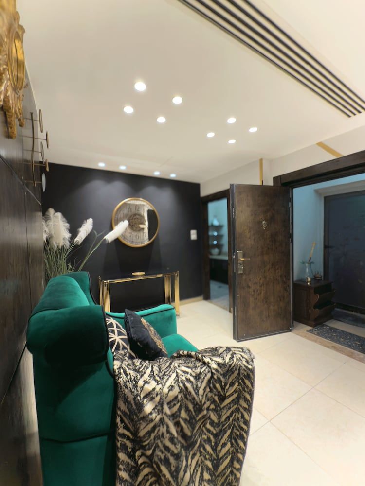 Charming Amman Apartment With Central AC and Parking Apartment, 3 Bedrooms, Accessible, Smoking 8