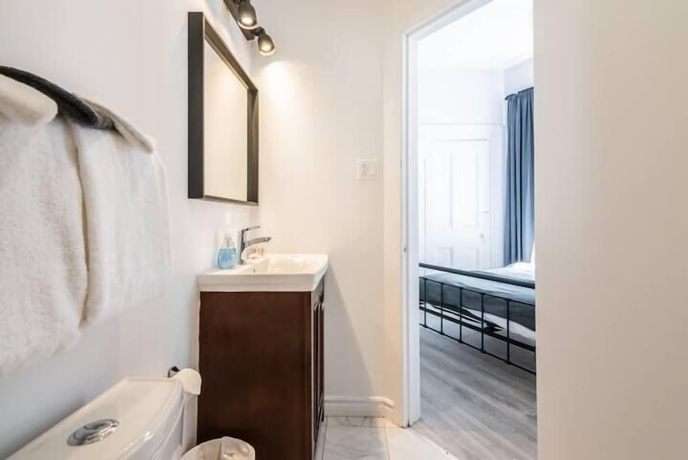 Manoir des Remparts 3 Bdrm Oasis Deluxe Apartment 14